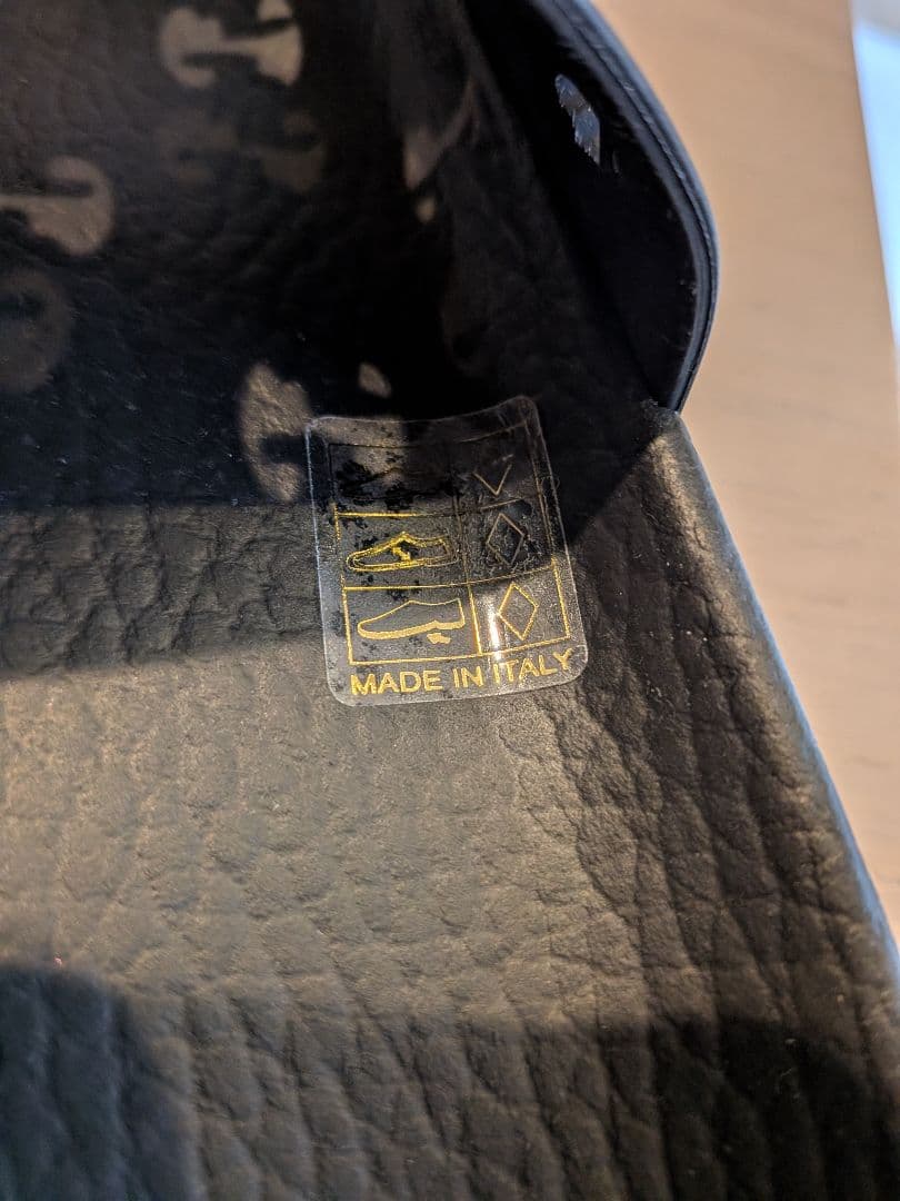 GUCCI ブラック スライドサンダル