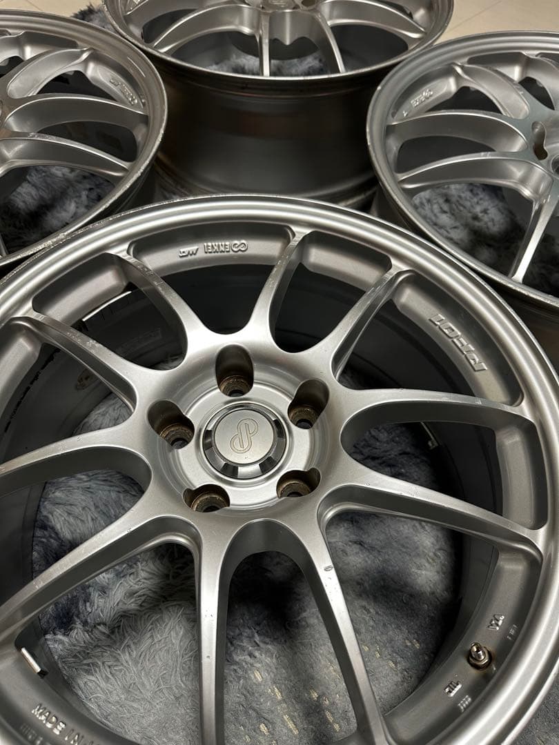 よっし～１００３ ①Aベンツ用 エンケイ PF01 18インチアルミ 2本