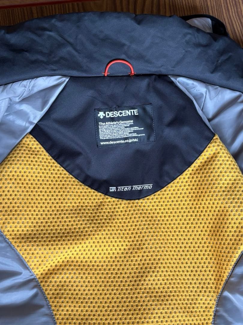 DESCENTE デサント　スキーウェア　L 上下セット