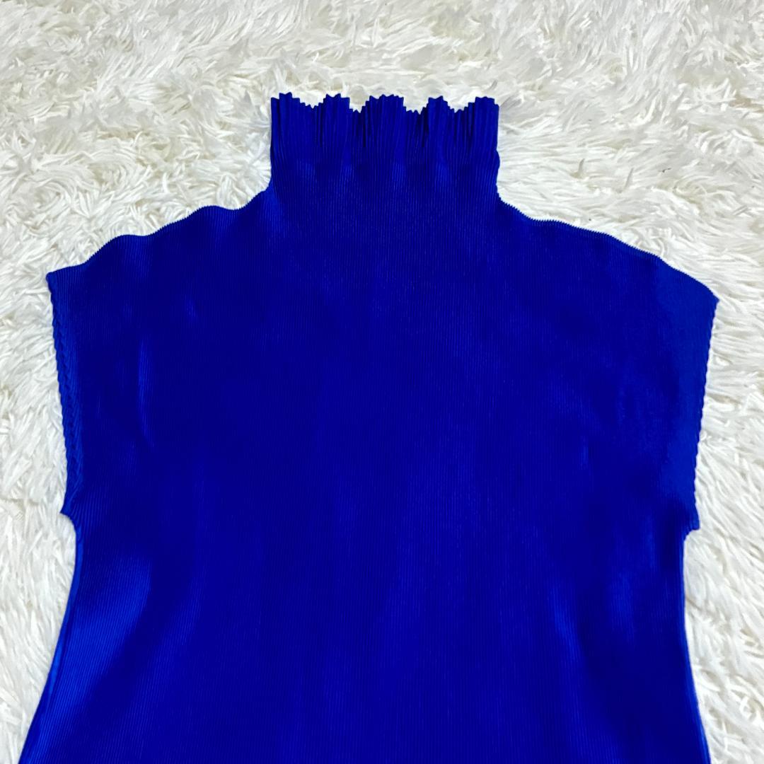 【美品】ISSEI　MIYAKE　プリーツプリーズ　タートルネック　半袖シャツ