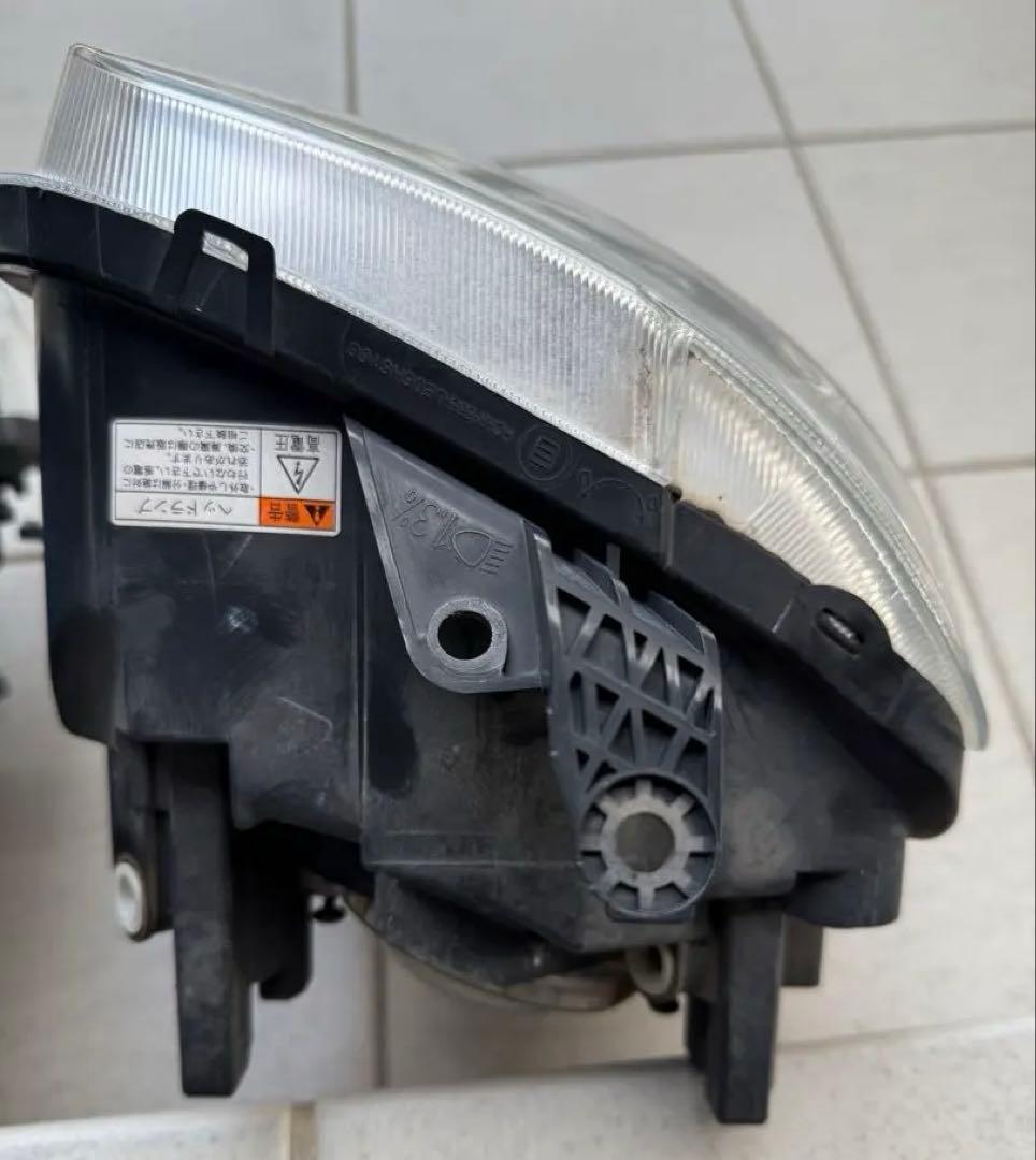 美品　64エブリイ系後期　ヘッドライト 2個セット