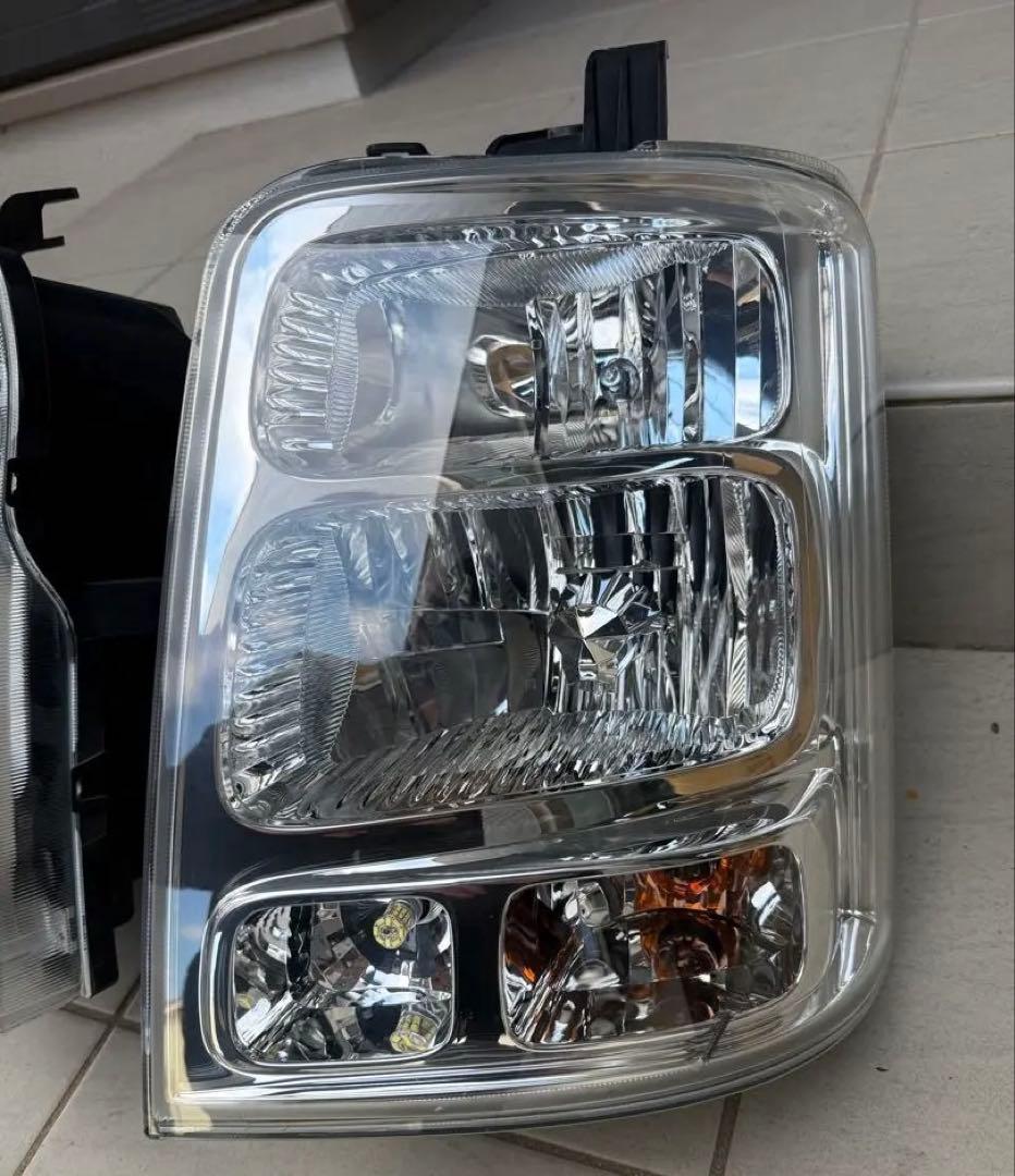 美品　64エブリイ系後期　ヘッドライト 2個セット