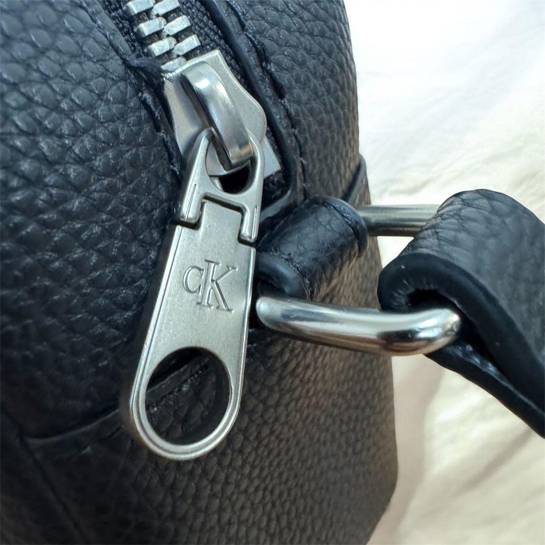 新品未使用  ショルダーバッグ カメラバッグ CKロゴ