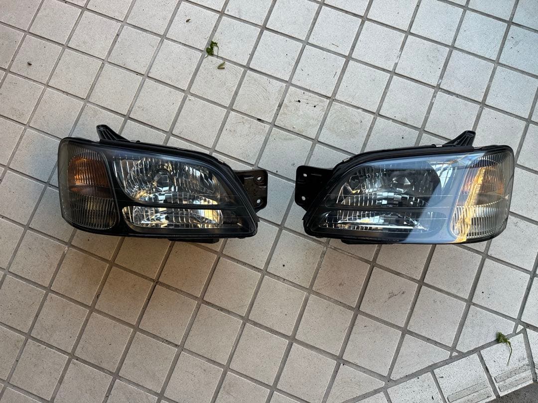 レガシィ　bh be 前期　ヘッドライト