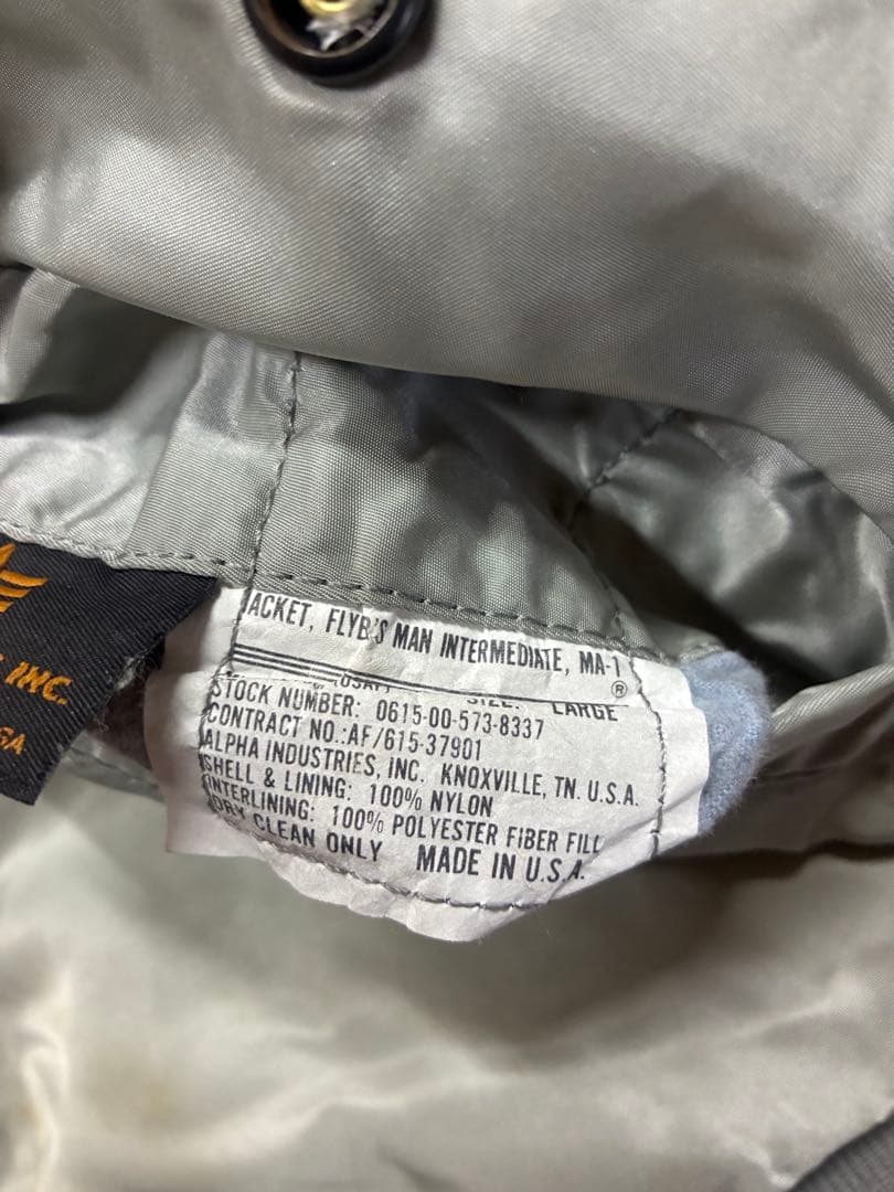 ALPHA社製　MA-1フライトジャケット　LARGEサイズ　黄ばみ、ほつれ有り