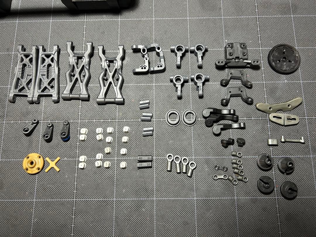 Associated RC10B6.4 アソシエイテッド　バギー