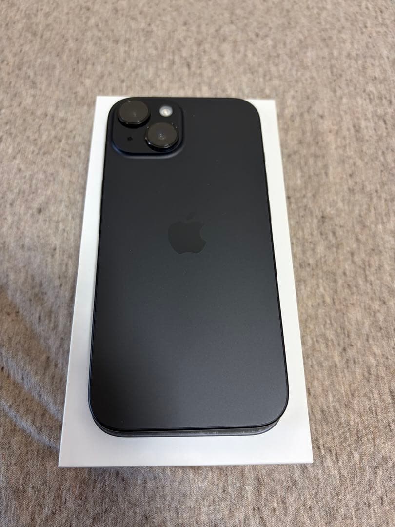 Apple iPhone15 128GB ブラック　SIMフリー