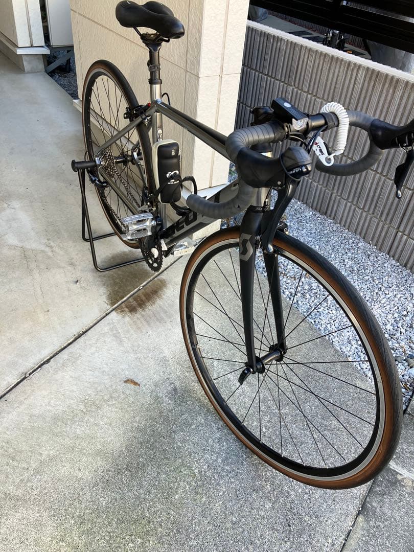 Scott ロードバイク　スタンド付き