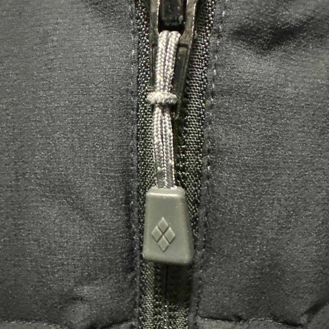 160 モンベル　ブラック ダウンジャケット フード付き