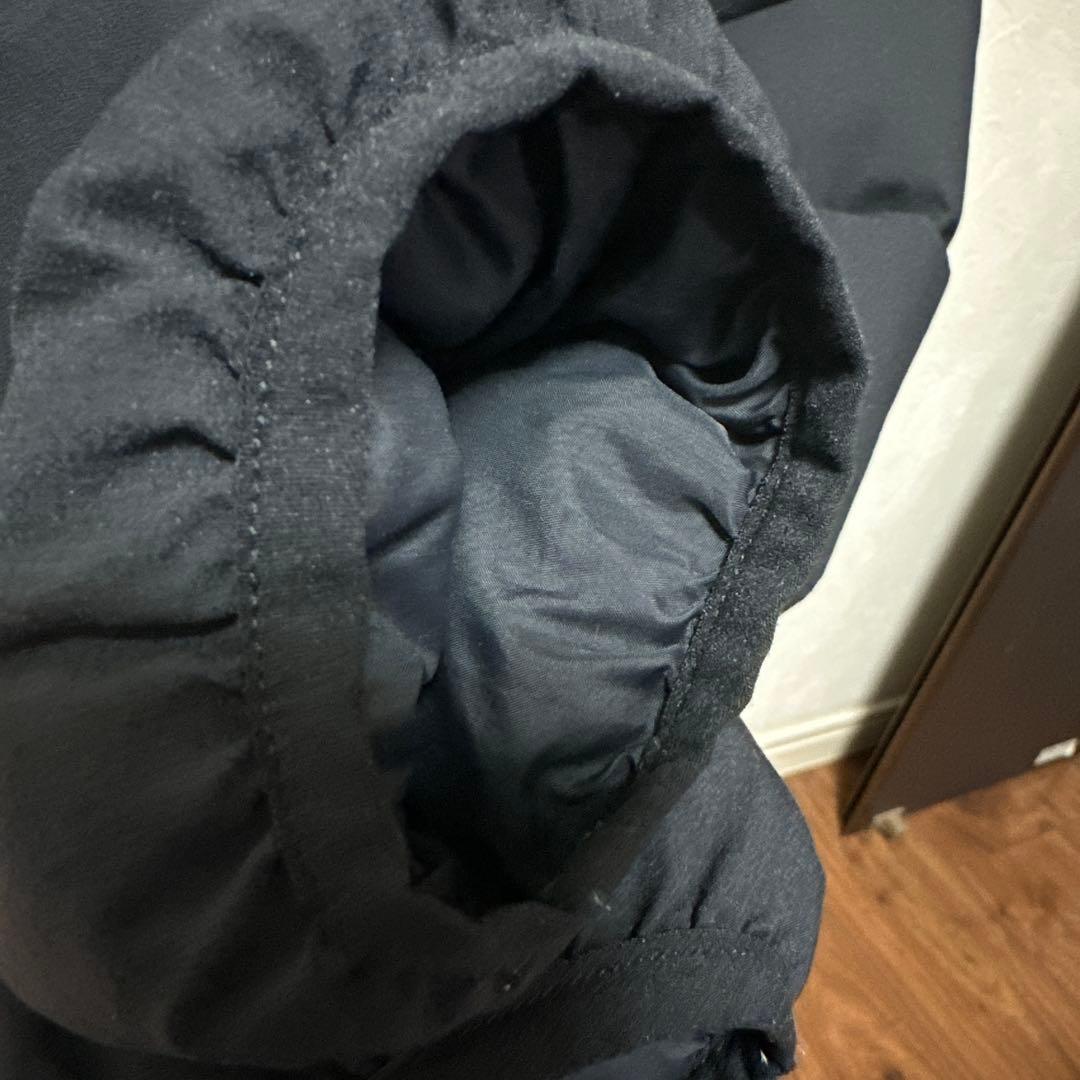 160 モンベル　ブラック ダウンジャケット フード付き