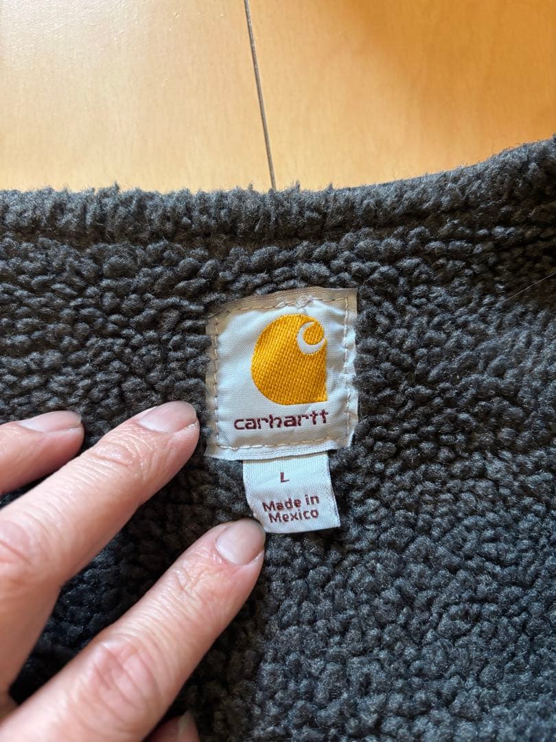 メキシコ製　Carhartt ブラック ベスト