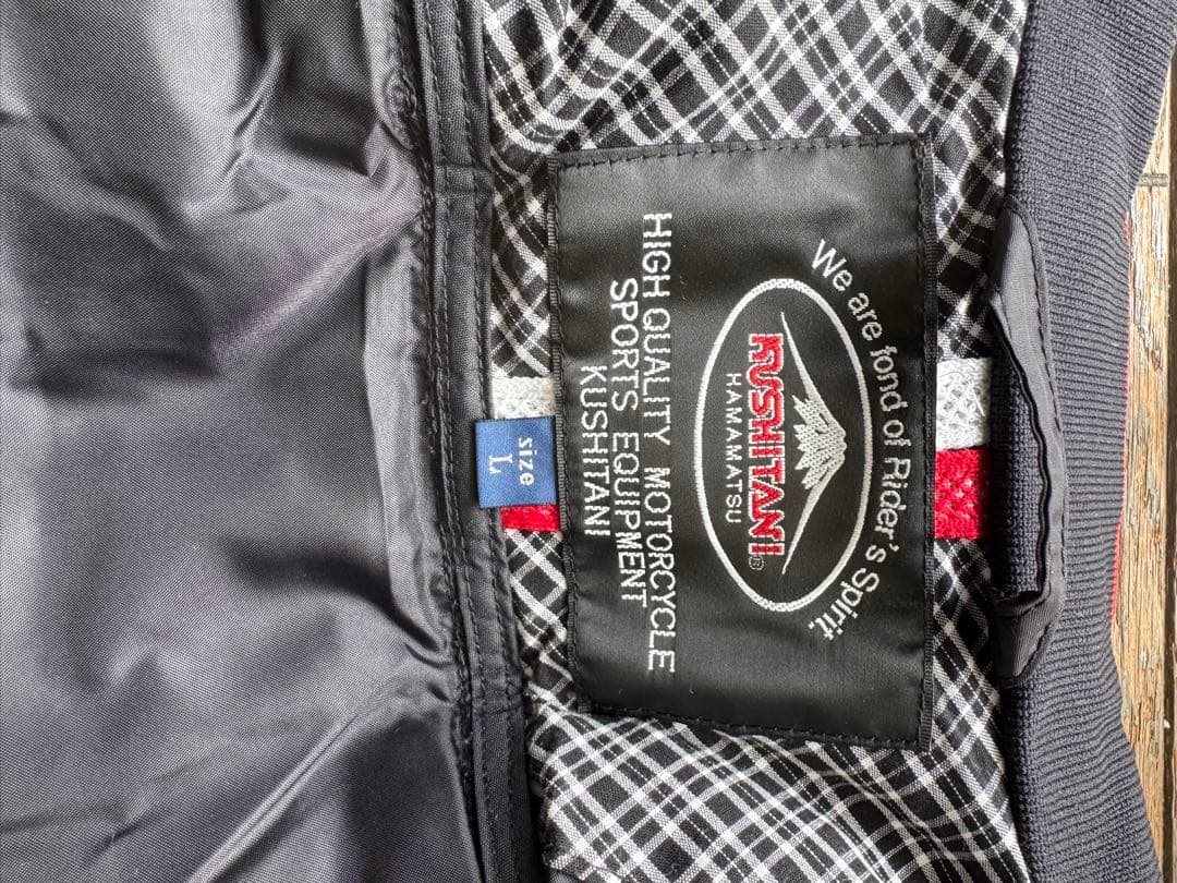 クシタニ　ホワイトグースダウン　リミテッドエディション