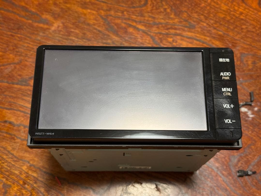 トヨタ純正 SDナビ　NSZT-W64　2017年地図 高精細液晶　アンテナ