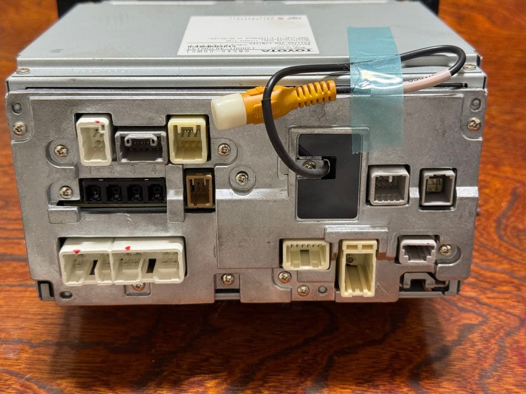 トヨタ純正 SDナビ　NSZT-W64　2017年地図 高精細液晶　アンテナ