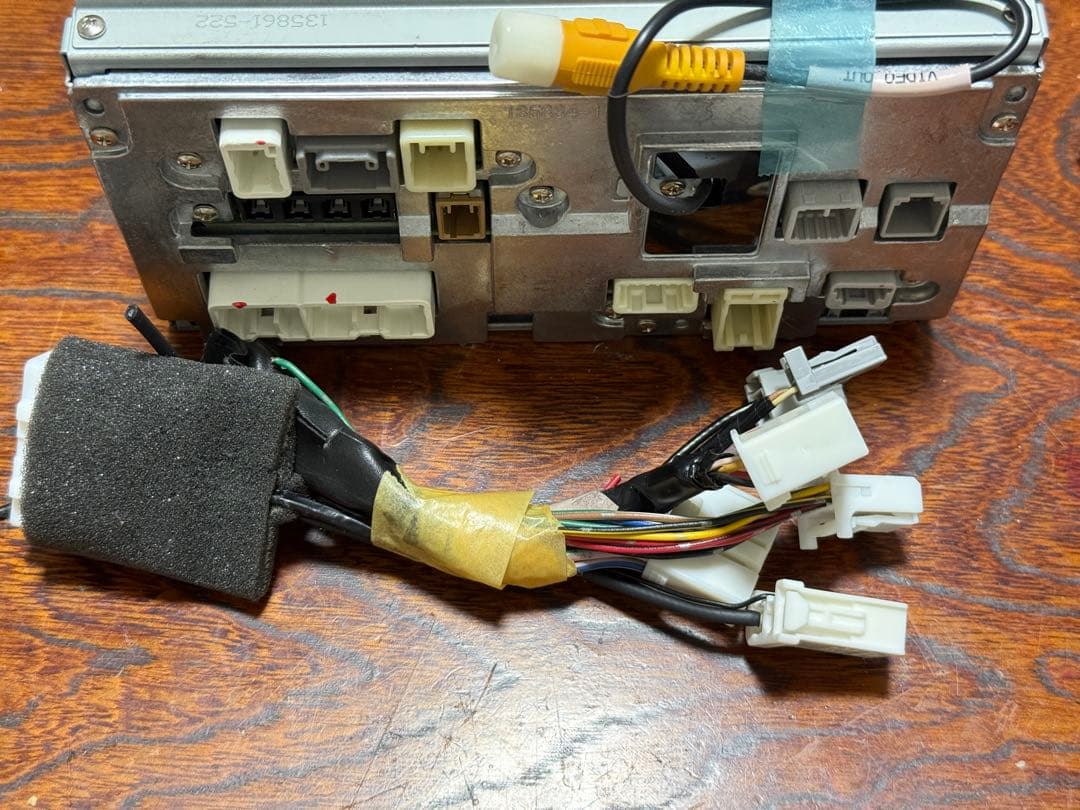 トヨタ純正 SDナビ　NSZT-W64　2017年地図 高精細液晶　アンテナ