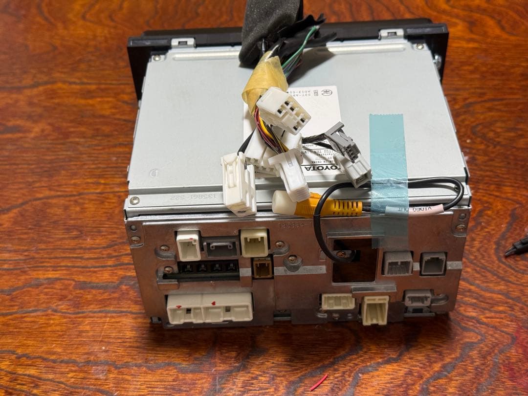 トヨタ純正 SDナビ　NSZT-W64　2017年地図 高精細液晶　アンテナ