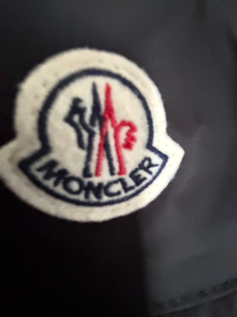 Moncler バケットリバーシブルハット ホワイト ブラック【タグ無し】