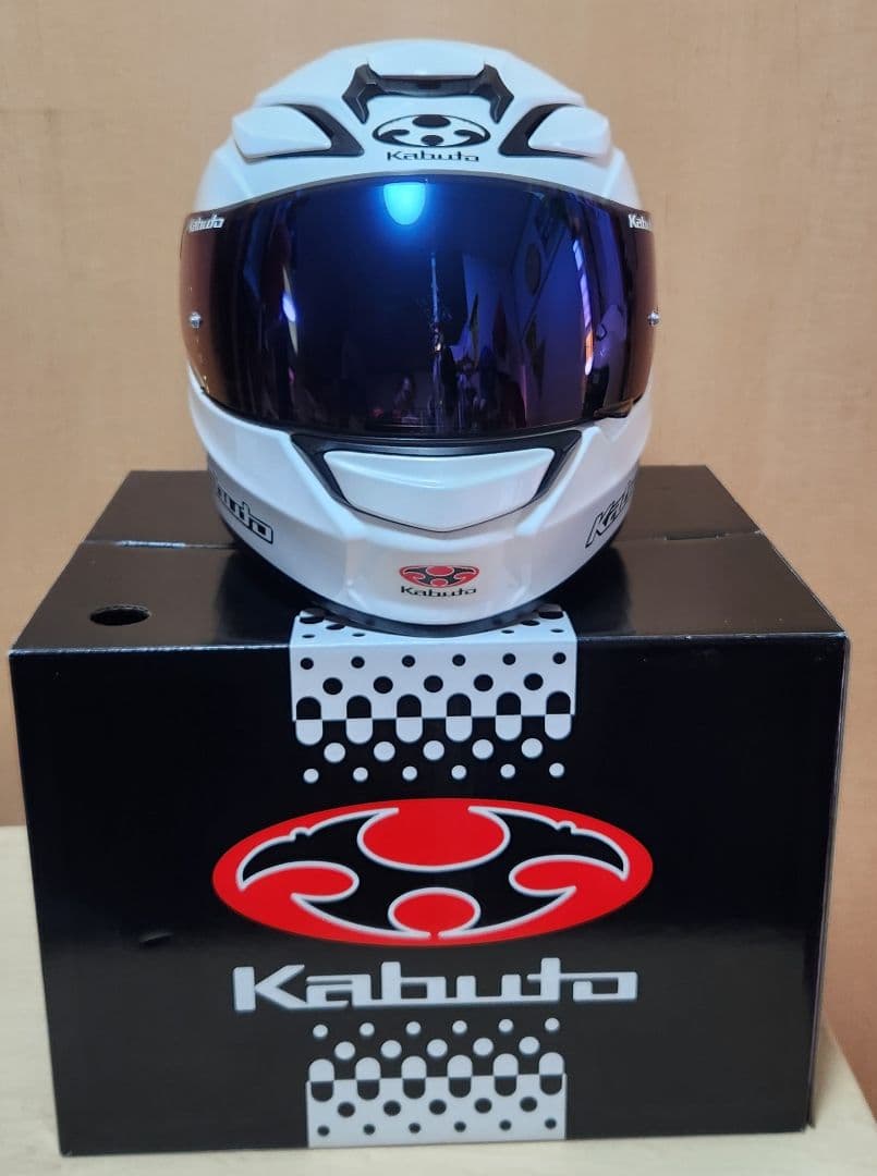 カブトシューマKabuto Shuma フルフェイスヘルメット ホワイト