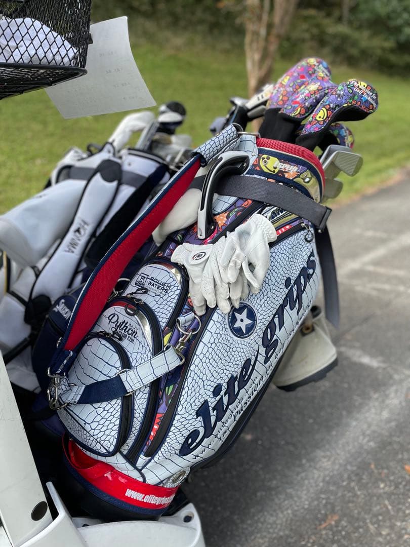 エリートグリップ キャディーバックとヘッドカバー