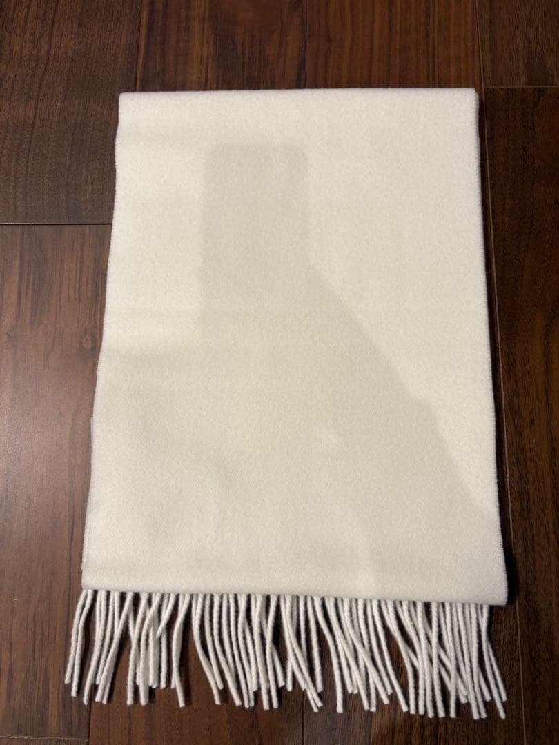 【タグ付新品未使用】Vivienne Westwood ホワイト マフラー