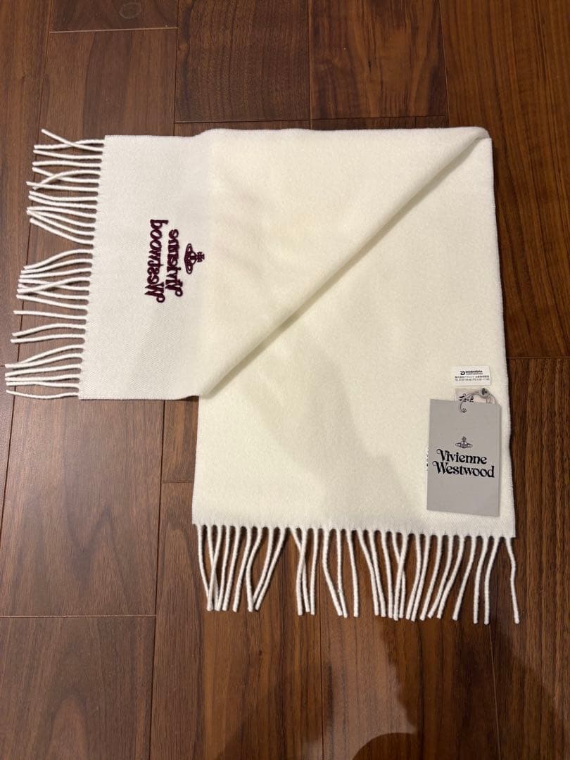 【タグ付新品未使用】Vivienne Westwood ホワイト マフラー
