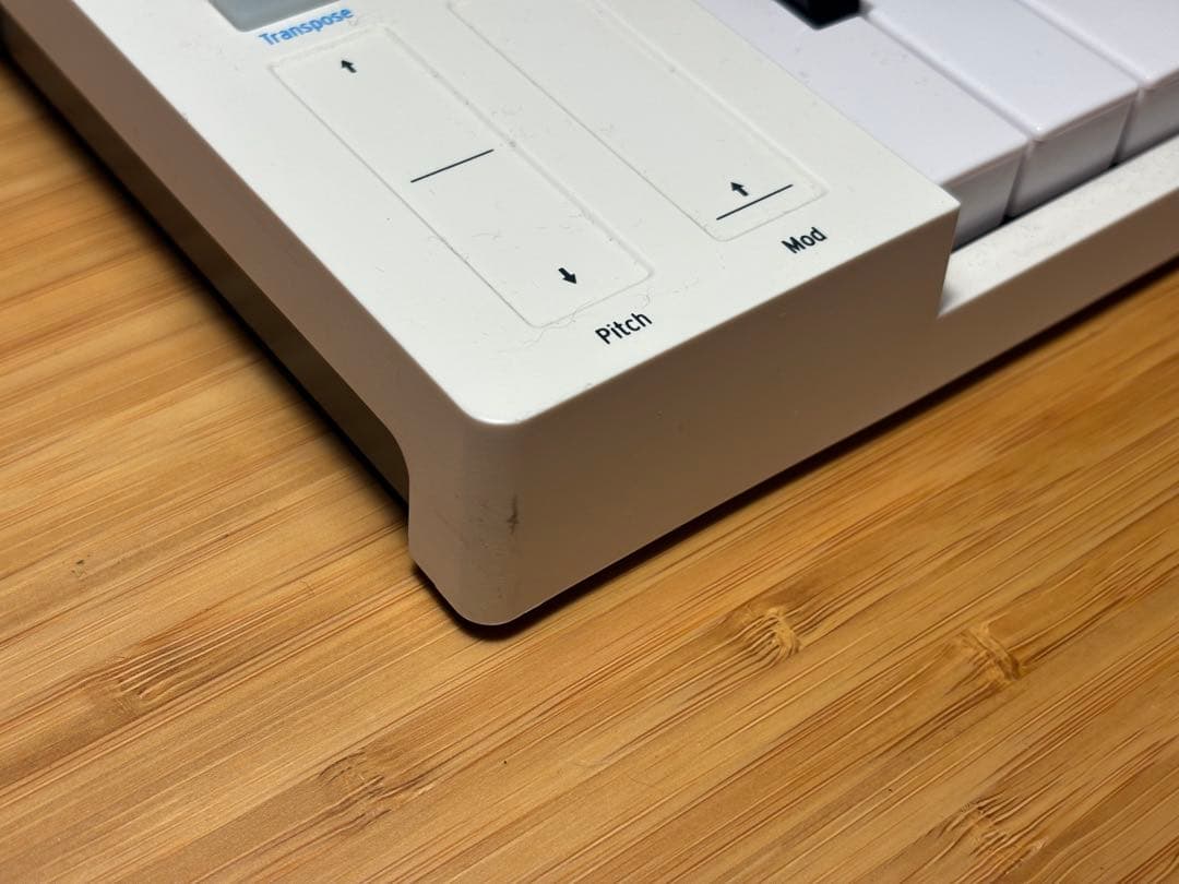 箱付き Arturia Keystep Midi キーボード