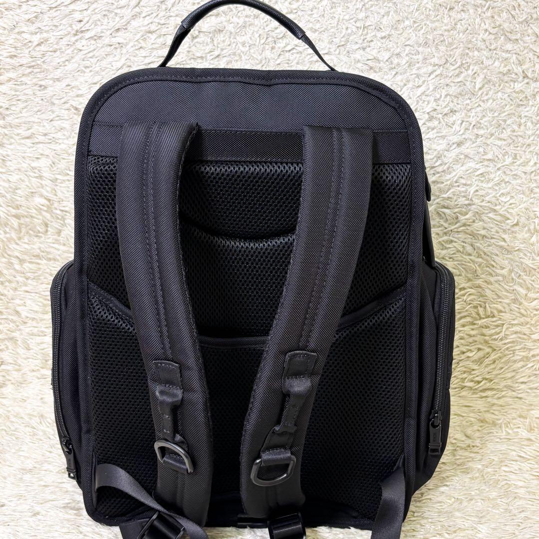 【極美品】トゥミ ALPHA3 ビジネスリュック 大容量 多機能 ブラック