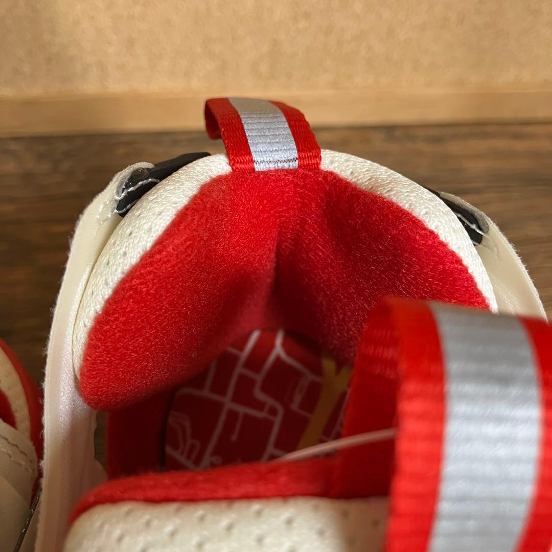 （K25951）★未使用★リーボック インスタ ポンプフューリー 24.5㎝