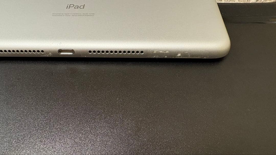 Apple iPad第7世代(2019年発売)32GBシルバー