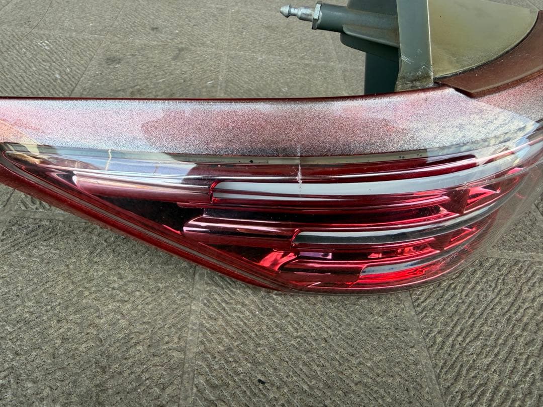 E52 エルグランド　ヴァレンティ　テール　ジャンク品　VALENTI