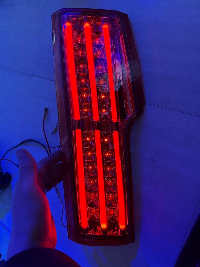 E52 エルグランド　ヴァレンティ　テール　ジャンク品　VALENTI