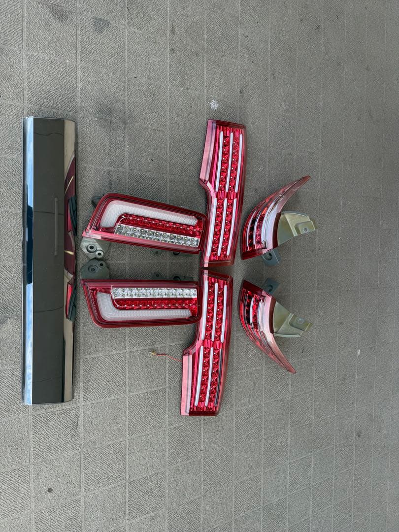 E52 エルグランド　ヴァレンティ　テール　ジャンク品　VALENTI