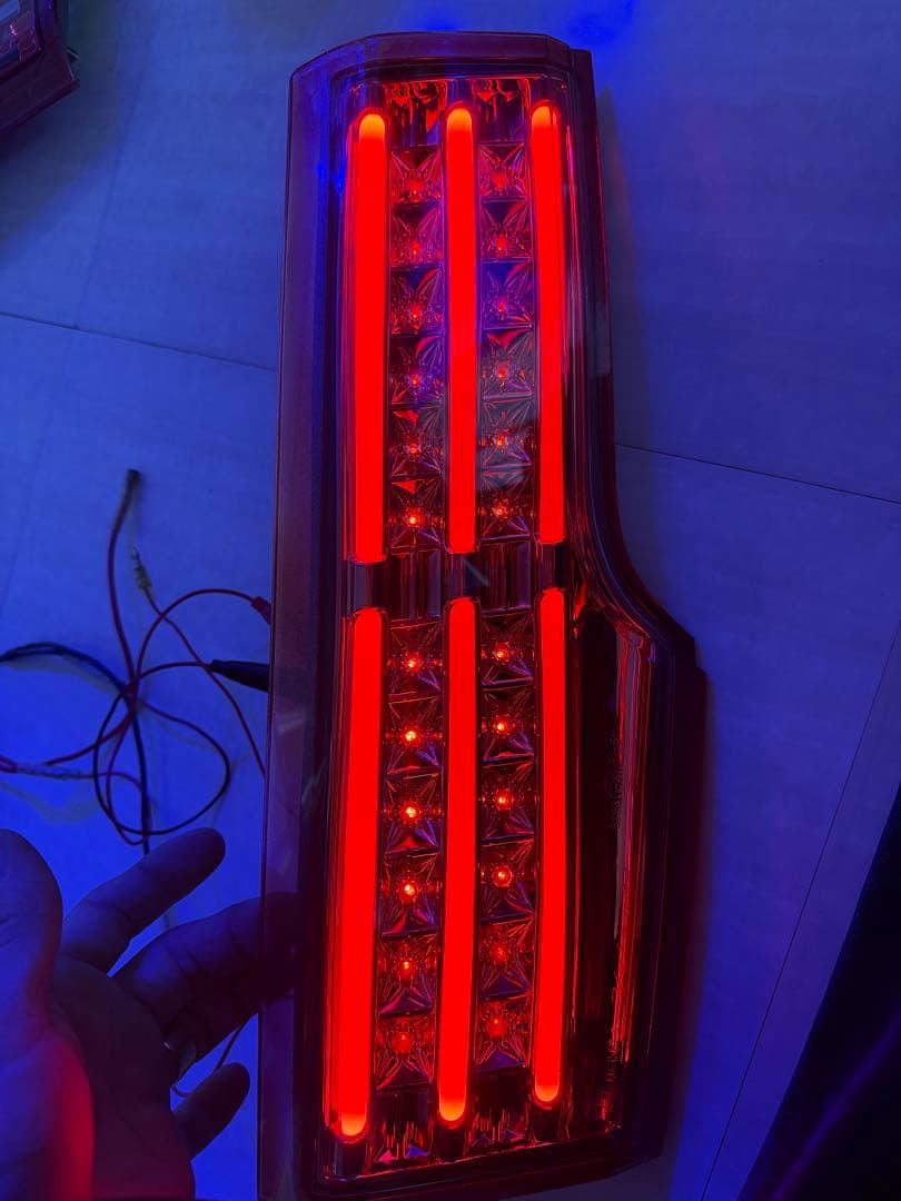 E52 エルグランド　ヴァレンティ　テール　ジャンク品　VALENTI