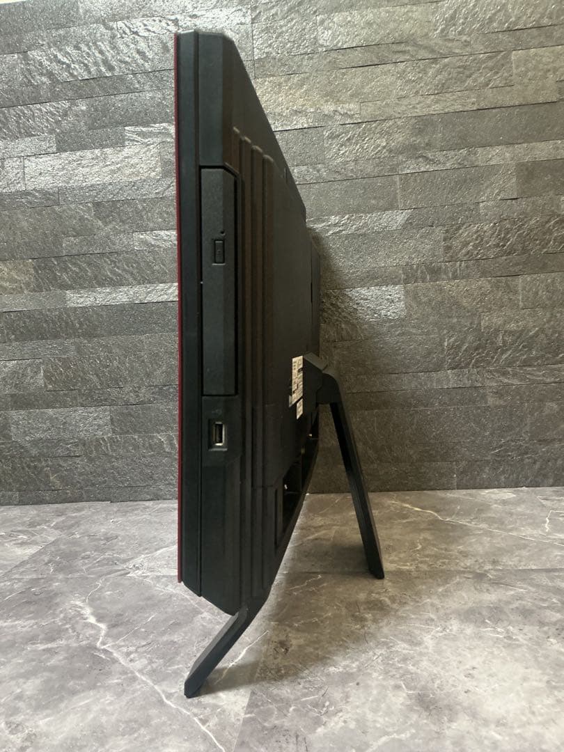 FUJITSU ESPRIMO COREi7 新品メモリ16 新品SSD512