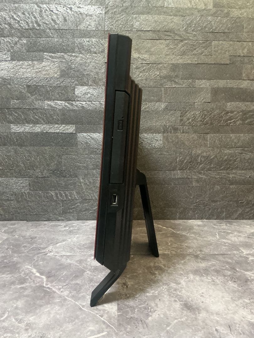 FUJITSU ESPRIMO COREi7 新品メモリ16 新品SSD512