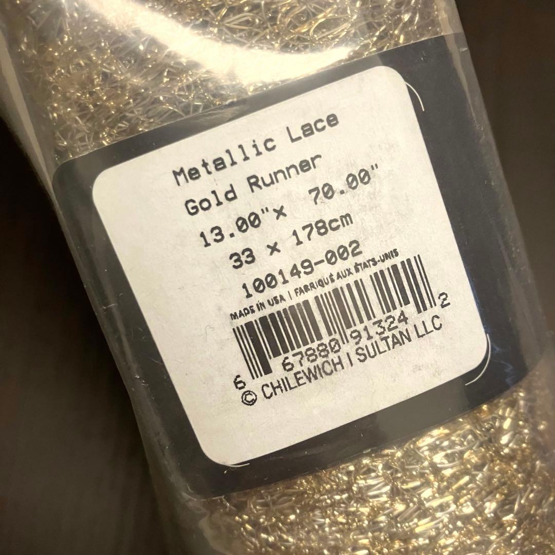 チルウィッチ テーブルランナー メタリックレース