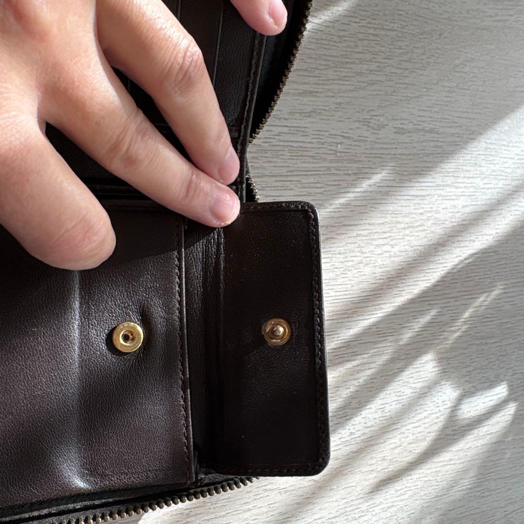 ボッテガヴェネタ編み込み 二つ折り財布