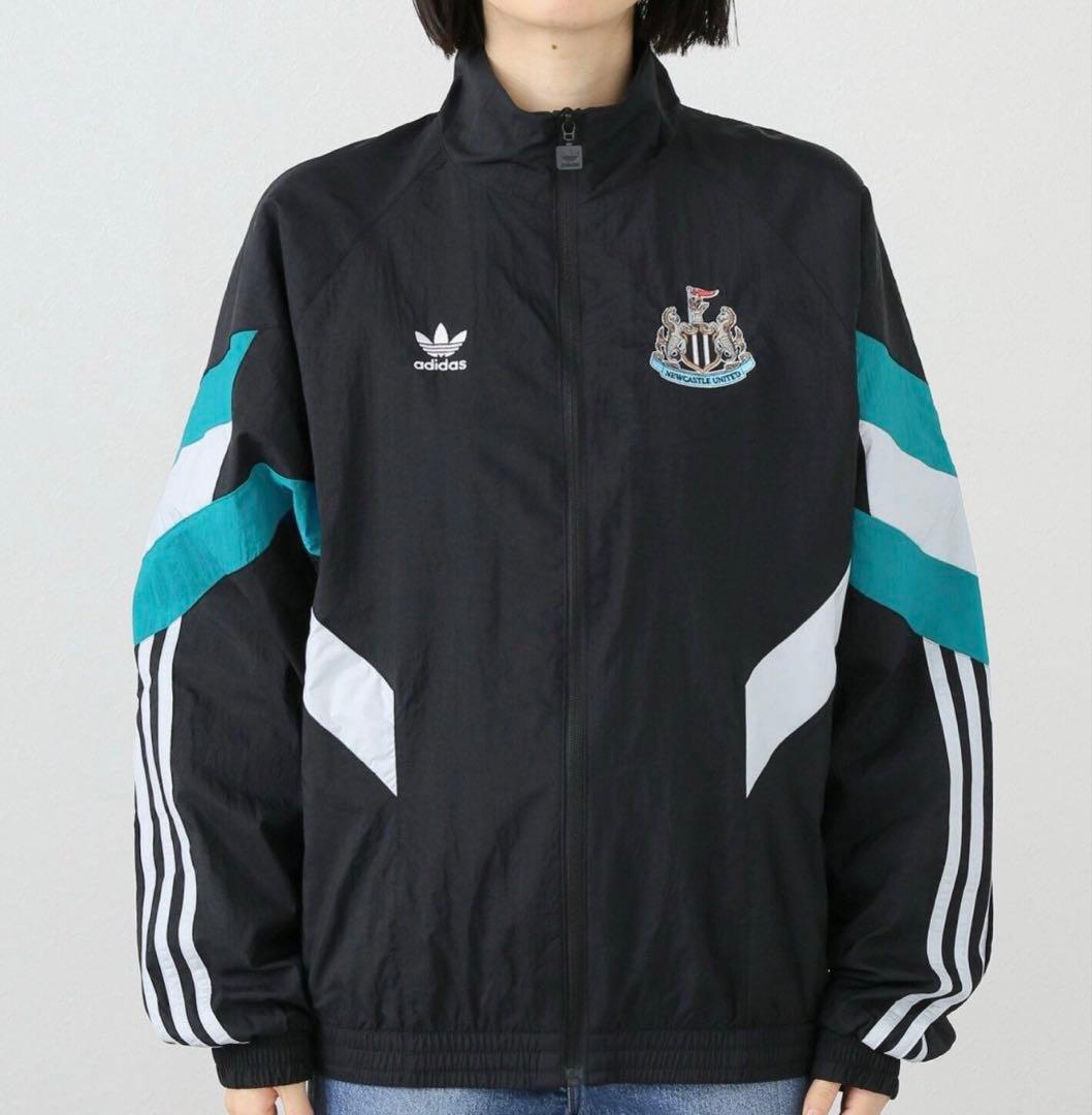 adidas ナイロンジャケット ドゥズィーエムクラス　アディダス