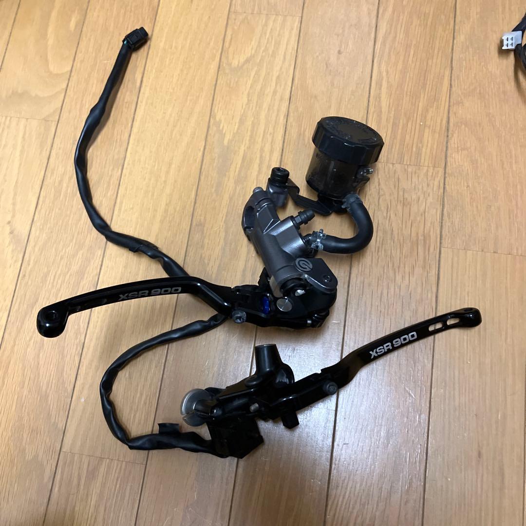 XSR900 RN80J ワイズギア製　アジャスタブル　レバーセット　他付属