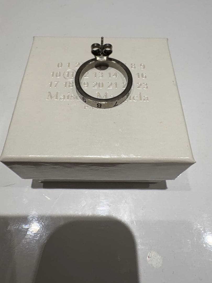 MaisonMargiela CircleNumberロゴピアス