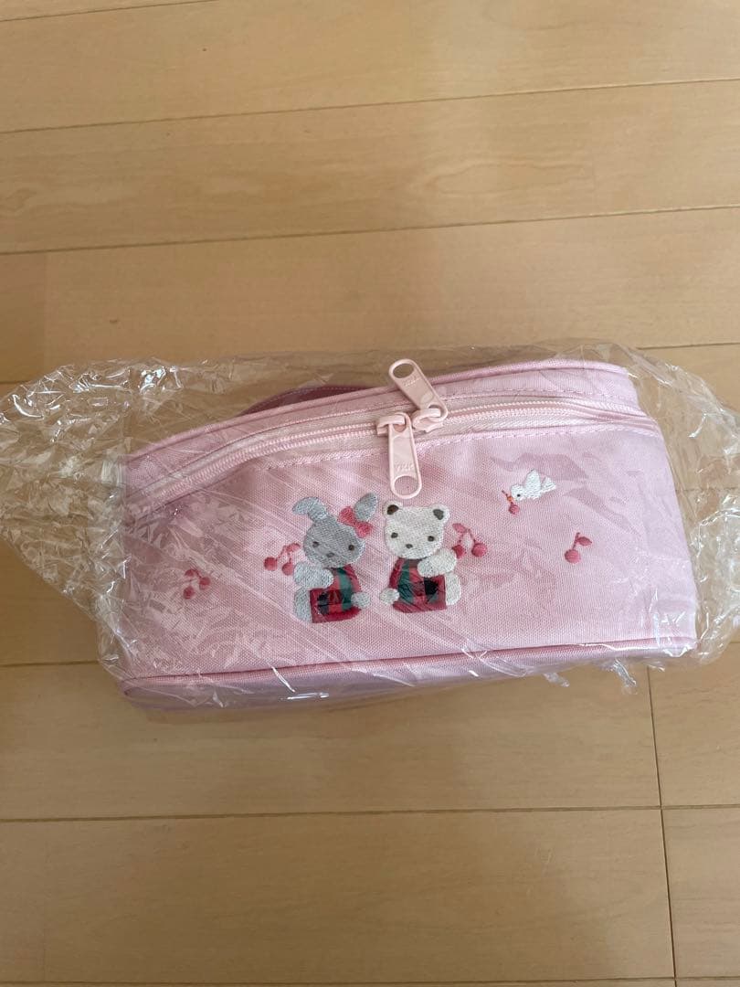 新品　ファミリア　familiar ポーチ　ピンク　バッグ　デニム