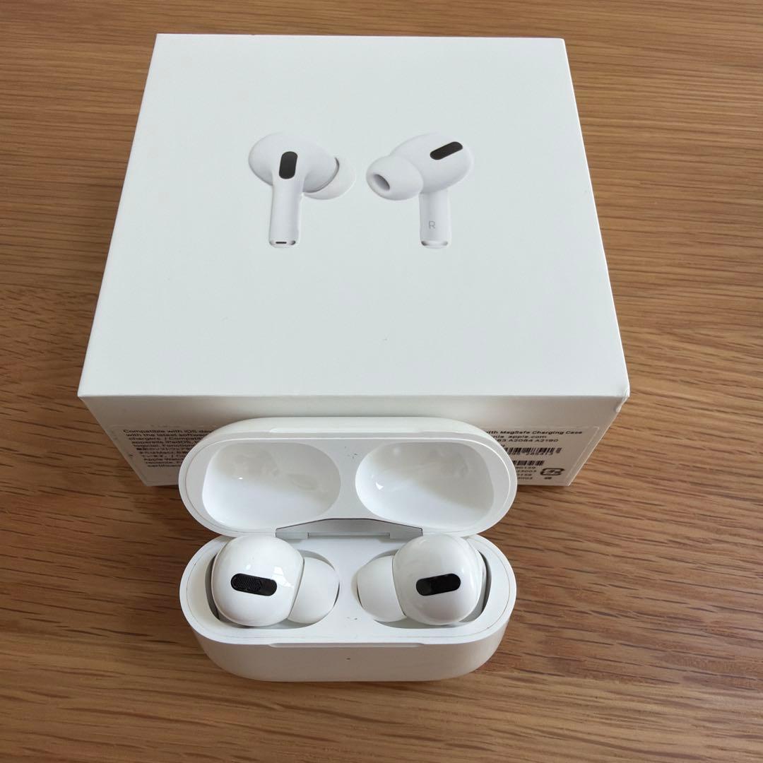 【美品】AirPods pro 第一世代 （箱・付属品あり）