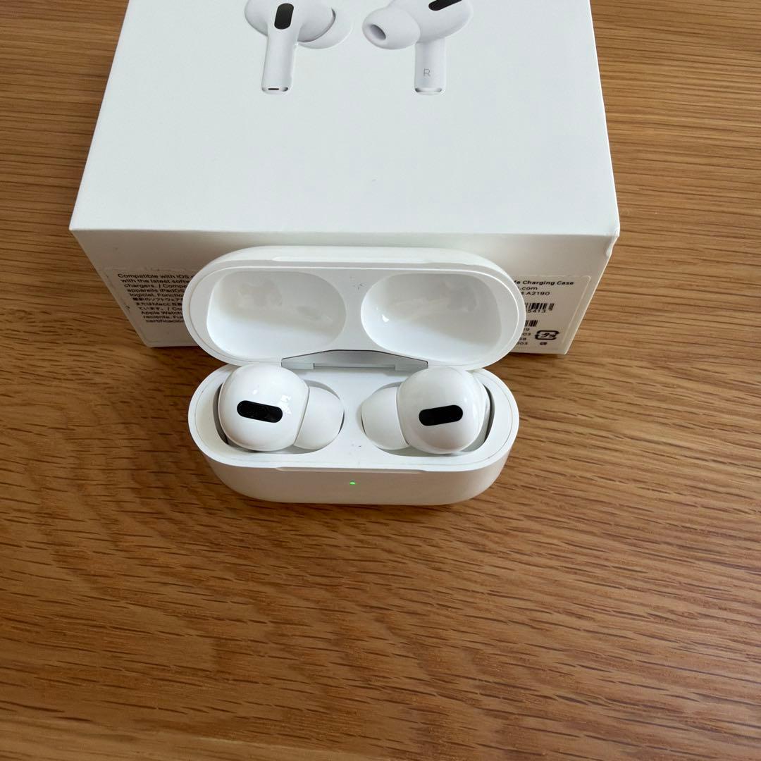 【美品】AirPods pro 第一世代 （箱・付属品あり）