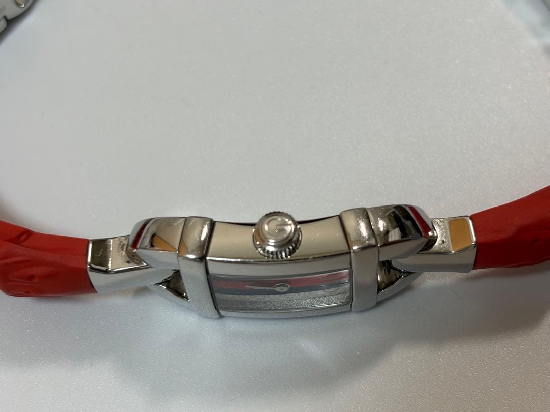 GUCCI バンブー 6800L レディース腕時計 YA068552