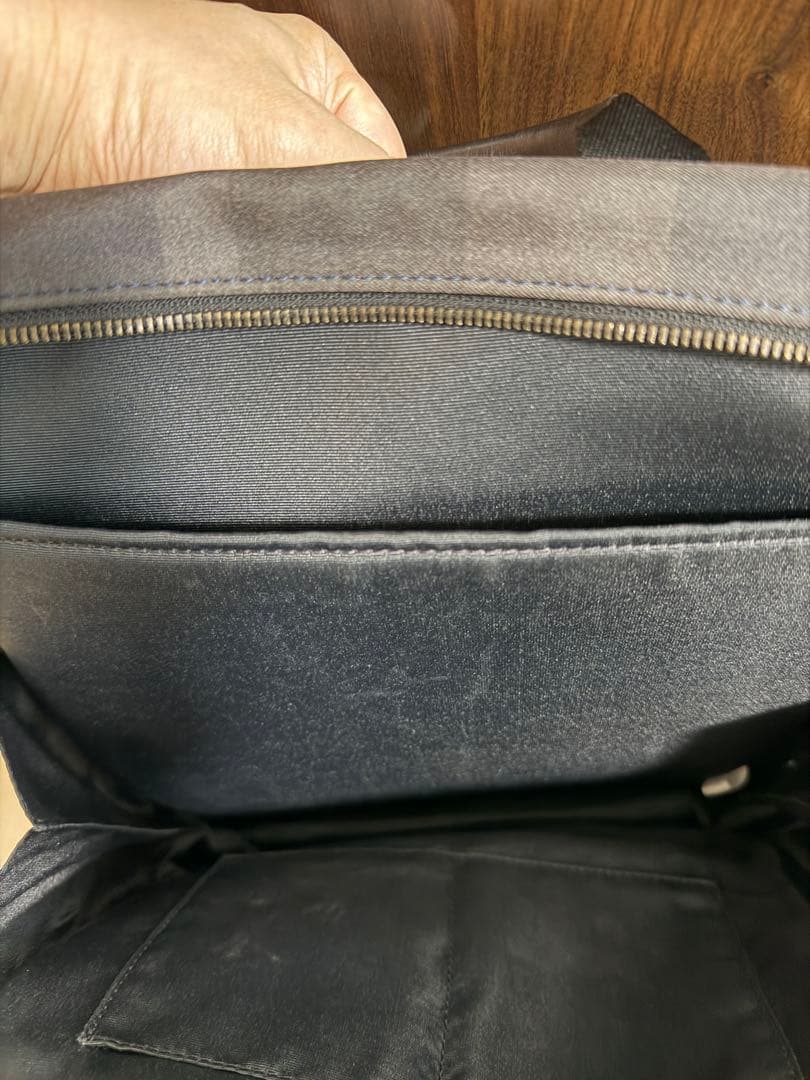 パニッキュ様ブラックレーベル　クレストブリッジ　スリムビジネスバッグパック