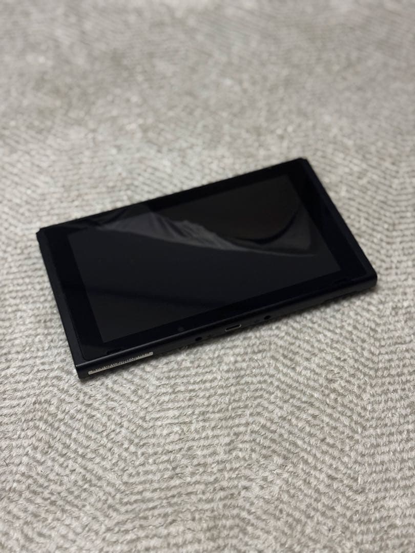 Nintendo Switch 本体 青と黄のJoy-Con