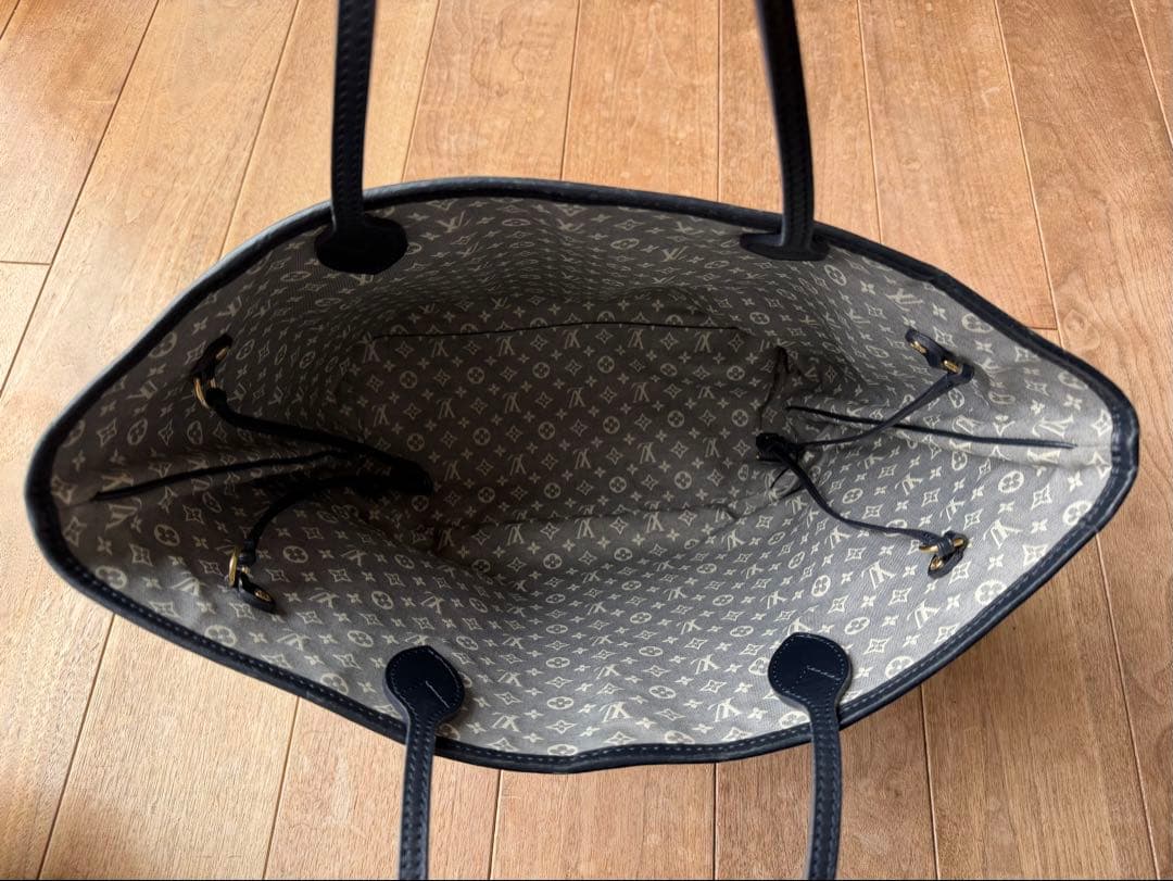 ルイヴィトン　LOUIS VUITTON ネヴァーフル