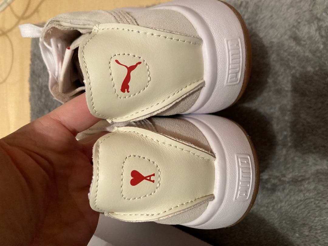 大人気コラボ PUMA X AMI 完売 PUMAamiコラボスニーカー