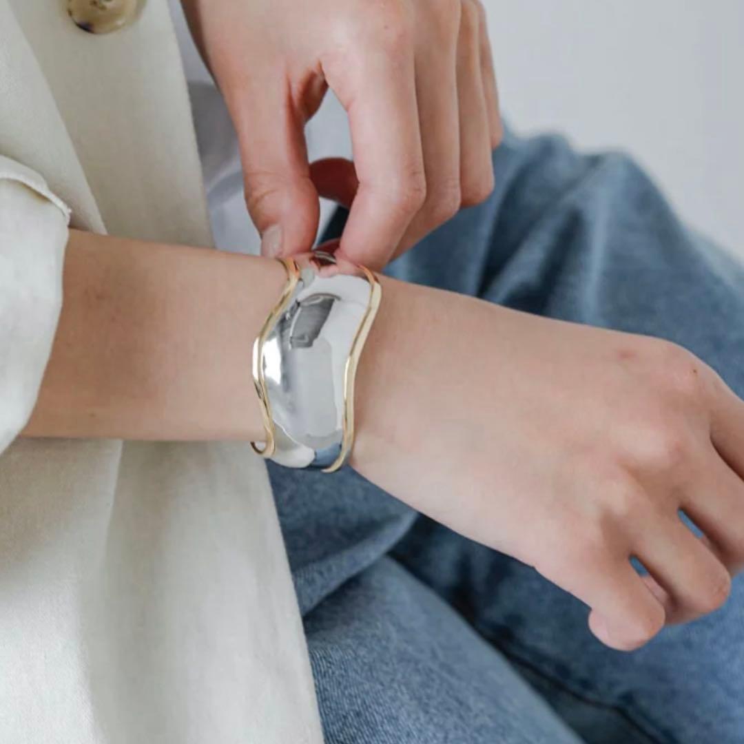 アクセサリー JAMIRAY Wavy silver bangle