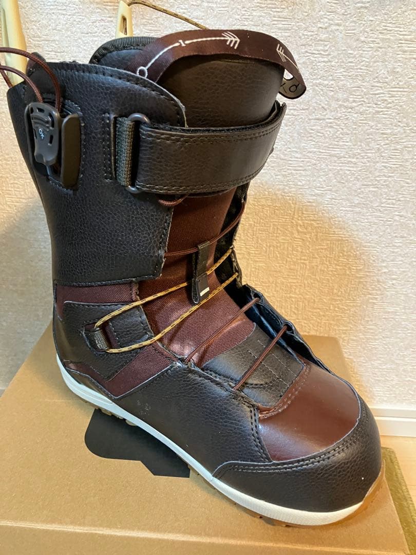 ディーラックス スノーボードブーツ 24.5cm